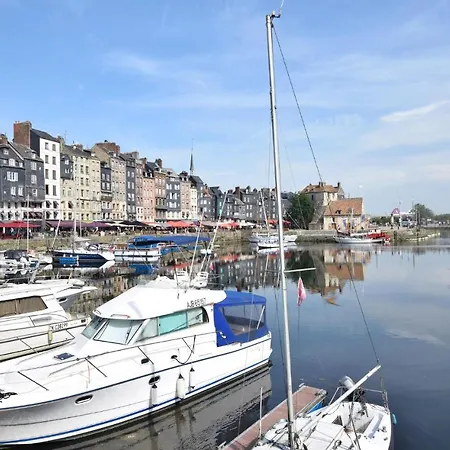 Nice Home In Honfleur With Wi-Fi *